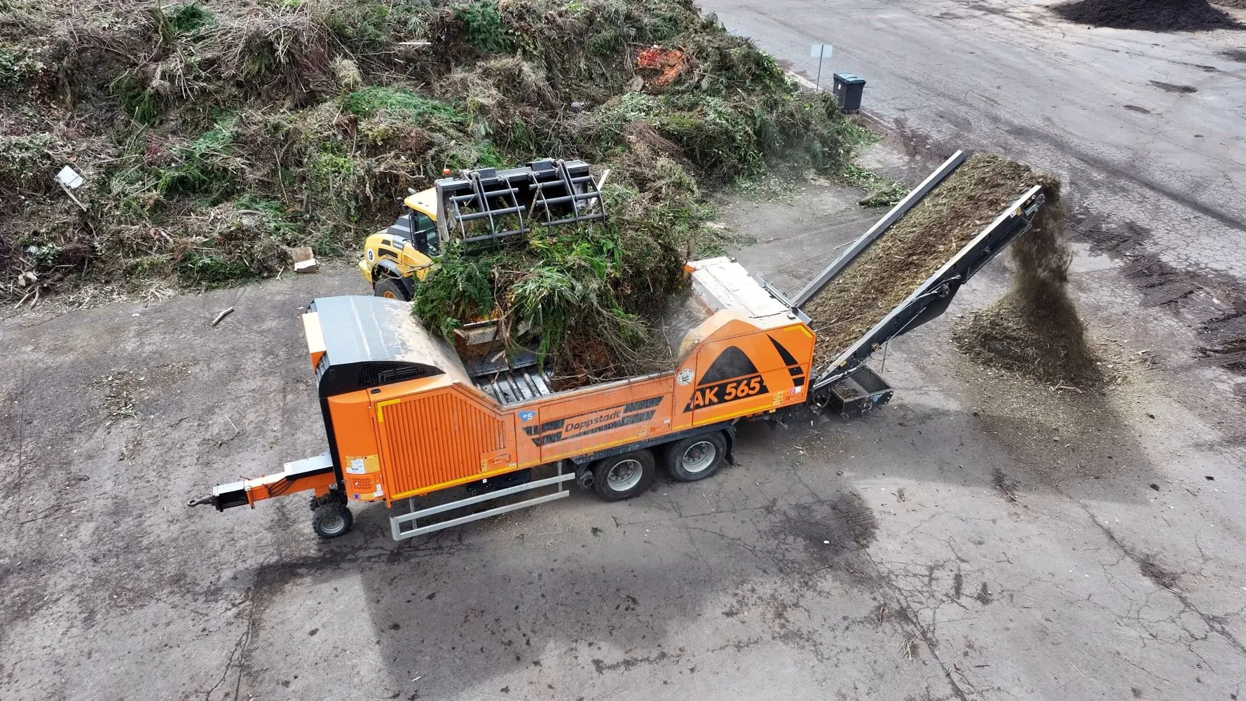 2 AWT Exploitation Broyage de déchets organiques et déchets verts